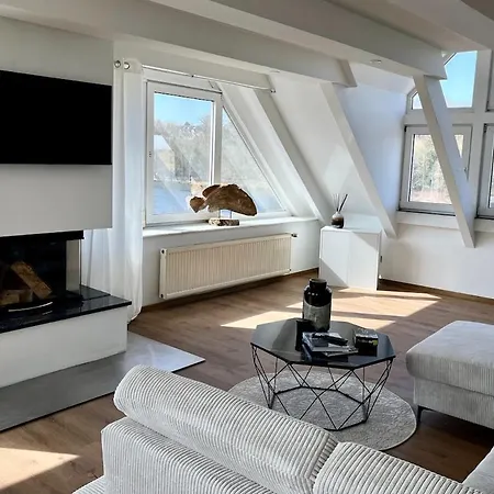 Panoramablick Auf Baldeneysee Apartment